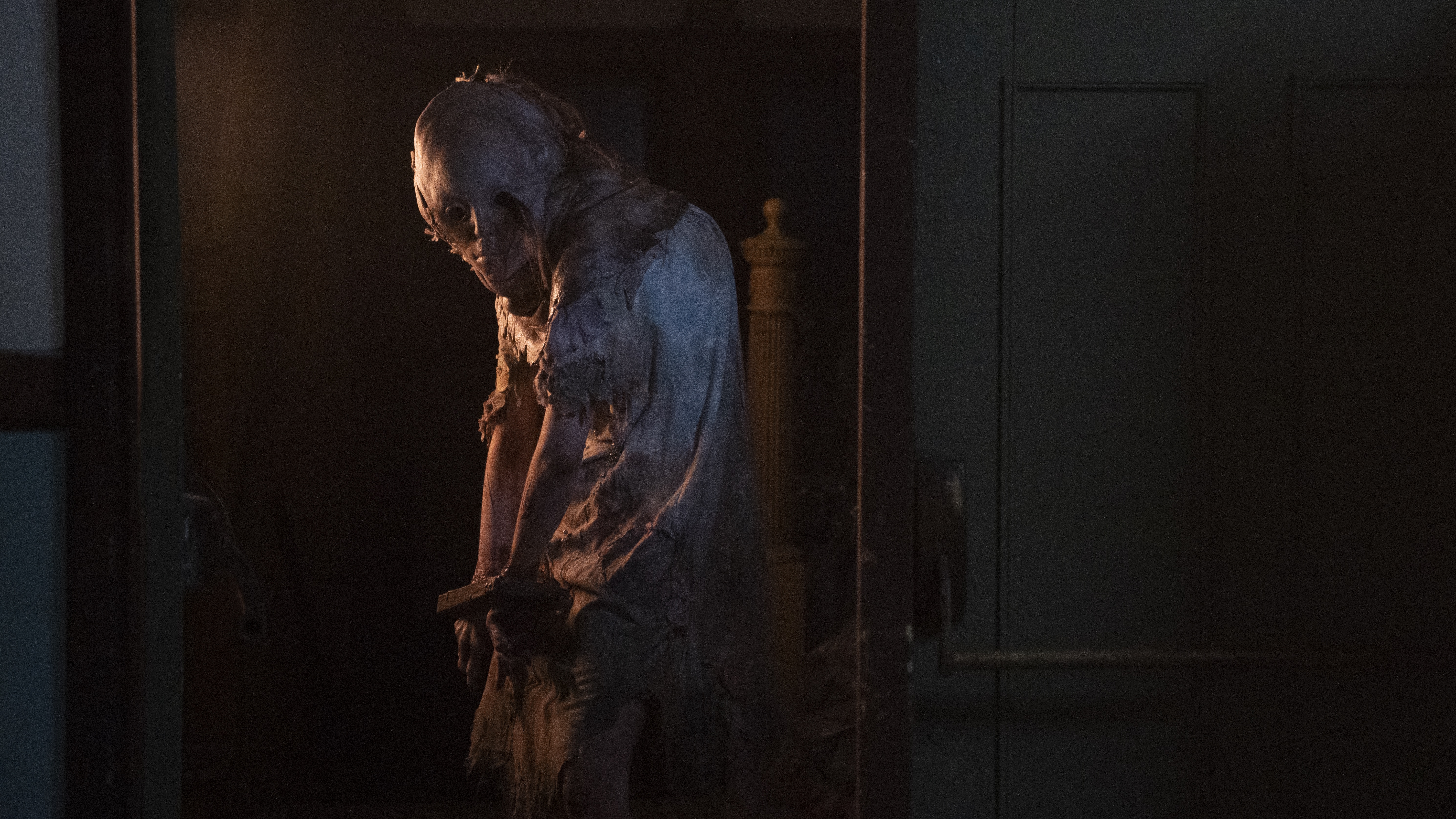 Marina Mazepa as Lisa Trevor in 'Resident Evil: Welcome to Raccoon City' (2021). Roberts, Johannes. 'Resident Evil: Welcome to Raccoon City', 2021.