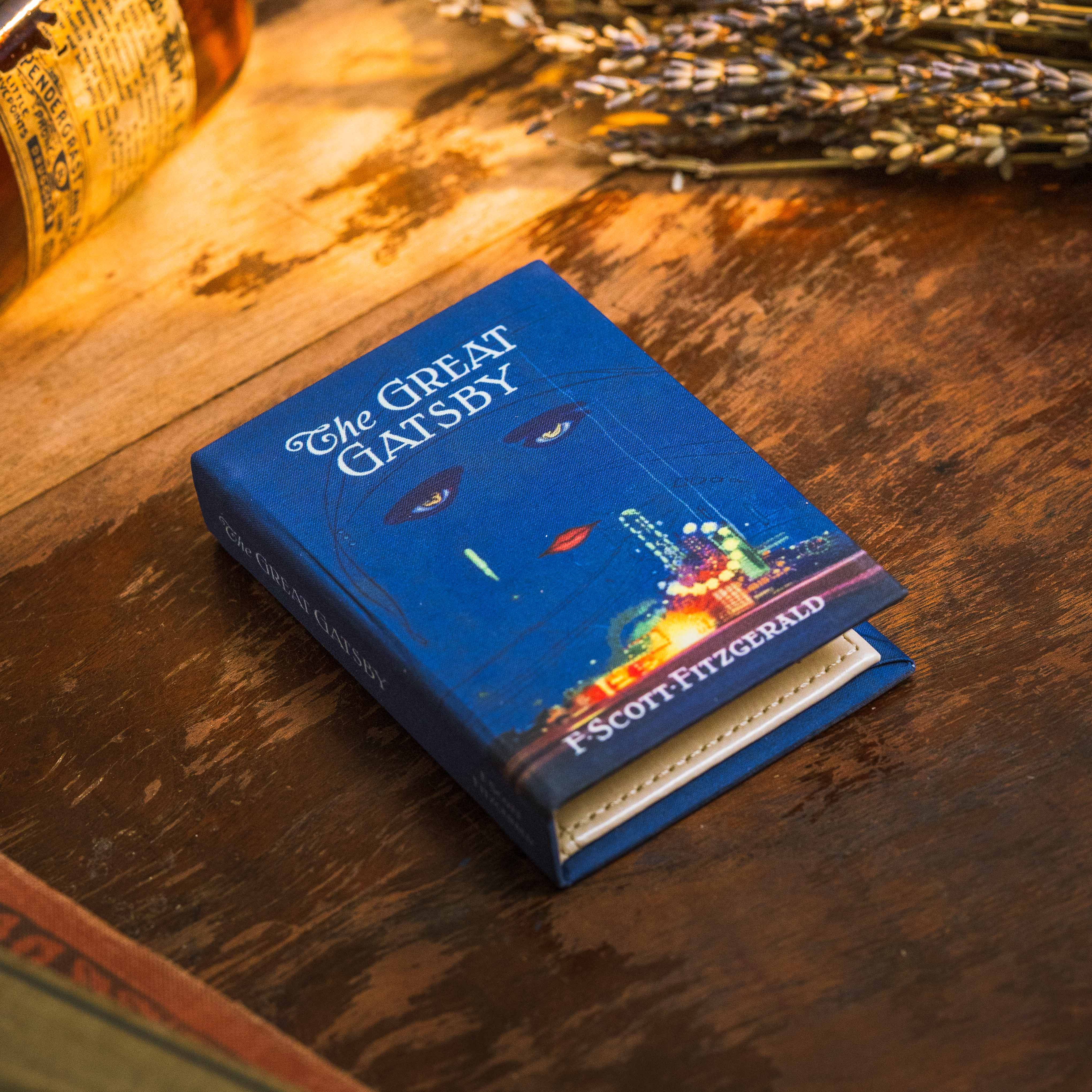 “The Great Gatsby by F. Scott Fitzgerald 1925 Book Wallet.” Novelbookstore.Co, 2025.